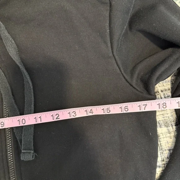 ALO Yoga hype Black Zip-Up Hoodie Sweater - Picture 9 of 9